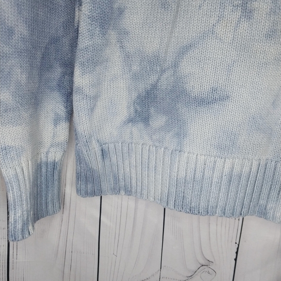 American Eagle Blue Tie-Dye Boho Y2K Knit Pullover Sweater - Picture 4 of 9